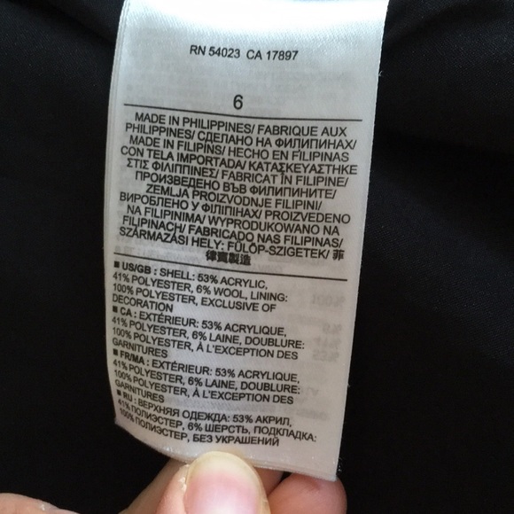 Banana republic woman’s piped tweed skirt. Size 6 - Picture 7 of 8